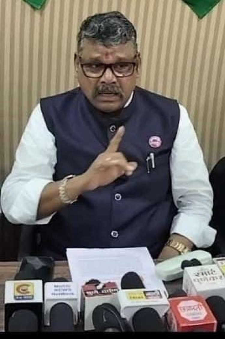 शेतकरी कर्जमुक्ती व शेतमालाच्या किमान पायाभूत हमीभावाच्या मागणीसाठी राष्ट्रीय किसान संवाद यात्रेचे आयोजन ' राष्ट्रपती , पंतप्रधानांना निवेदन देणार