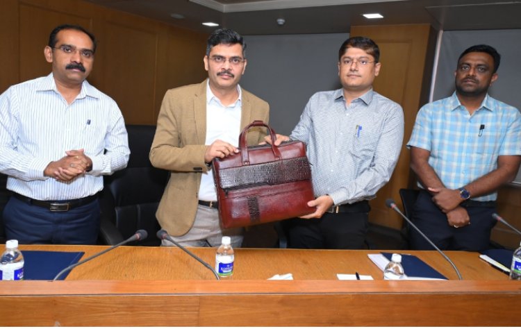 पुणे जिल्हा परिषदेच्या तिजोरीत अवघे २९ कोटी ७५ लाख रुपये, सलग पाचव्यांदा जमेचा अर्थसंकल्प सादर 