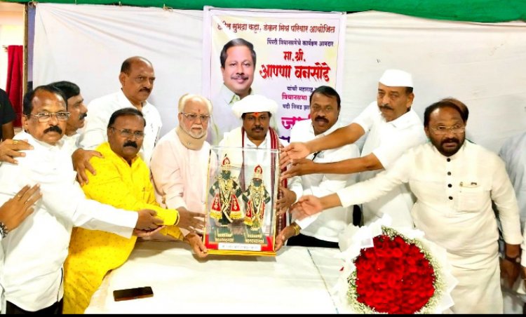 टपरीचालक ते विधानसभा उपाध्यक्ष, असा झाला अण्णा बनसोडे यांचा राजकीय प्रवास!