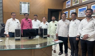 पुण्यातील सार्वजनिक बांधकाम विभागाकडून नंदुरबार जिल्ह्यातील सामाजिक संस्थेला ७ संगणक संच भेट