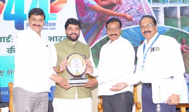 PDCC Excellent Bank Award :- पुणे जिल्हा मध्यवर्ती सहकारी बँकेचा 'नाबार्ड'तर्फे 'उत्कृष्ट जिल्हा बँक' पुरस्काराने गौरव!