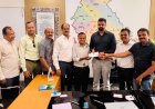 Pune Journalists Foundation provides financial assistance to Chief Minister's Relief Fund for flood victims : पुणे पत्रकार प्रतिष्ठानच्या वतीने  महाराष्ट्रातील पुरग्रस्तांसाठी मुख्यमंत्री सहायता निधीला ५१ हजार रुपयांची आर्थिक मदत!