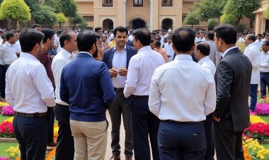 'Union of ex students' to be  formed in schools in  Maharashtra : महाराष्ट्रातील सर्व शाळांमध्ये आता 'माजी विद्यार्थी संघ' स्थापन होणार! 