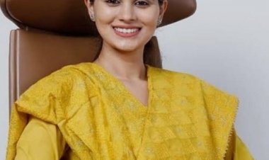 Pune Zp Ankita patil : 'हार्वर्ड' विद्यापीठ आणि लंडन स्कूल ऑफ इकॉनॉमिक्सच्या पदवीधर बनल्या पुणे जिल्हा परिषदेच्या महिला व बालकल्याण सभापती!