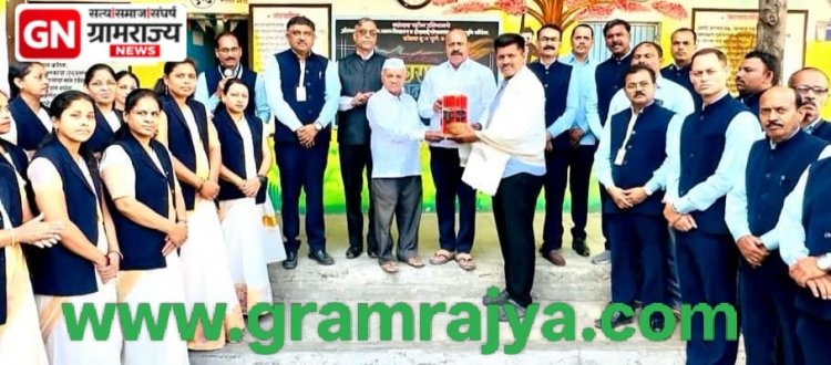 Maharashtra Day : प्रतिभाताई पवार माध्यमिक विद्यालय व हौसाबाई कामठे ज्युनिअर कॉलेजमध्ये महाराष्ट्र दिनानिमित्त झेंडावंदन! 